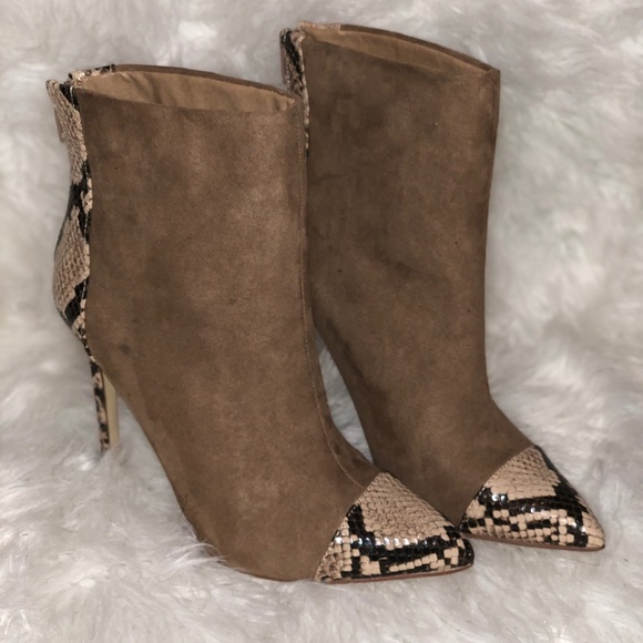 Pointed toe bootie - Picture 5 of 5